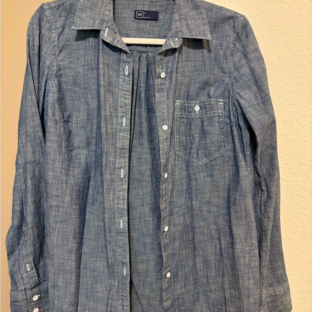 GAP Blue Casual Button Down Shirt